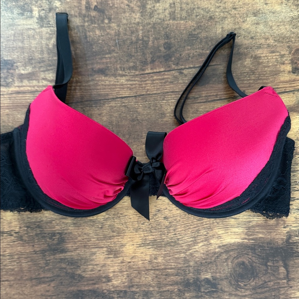Gilligan & O'Malley Fuchsia and Black Lace Push-Up Bra